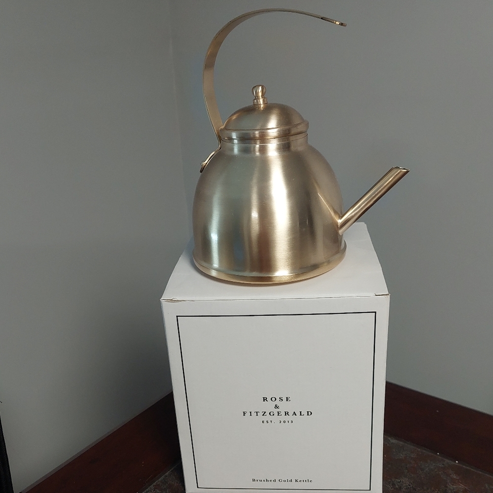 Brand New Rose & Fitzgerald Decorative Brushed Gold Kettle